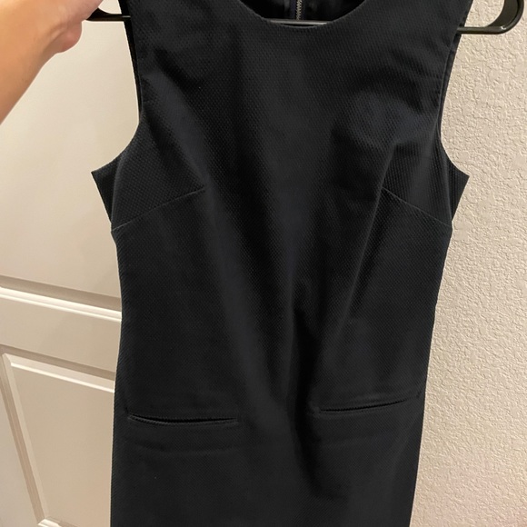 Theory Textured Shift Dress with Pockets - Picture 2 of 3